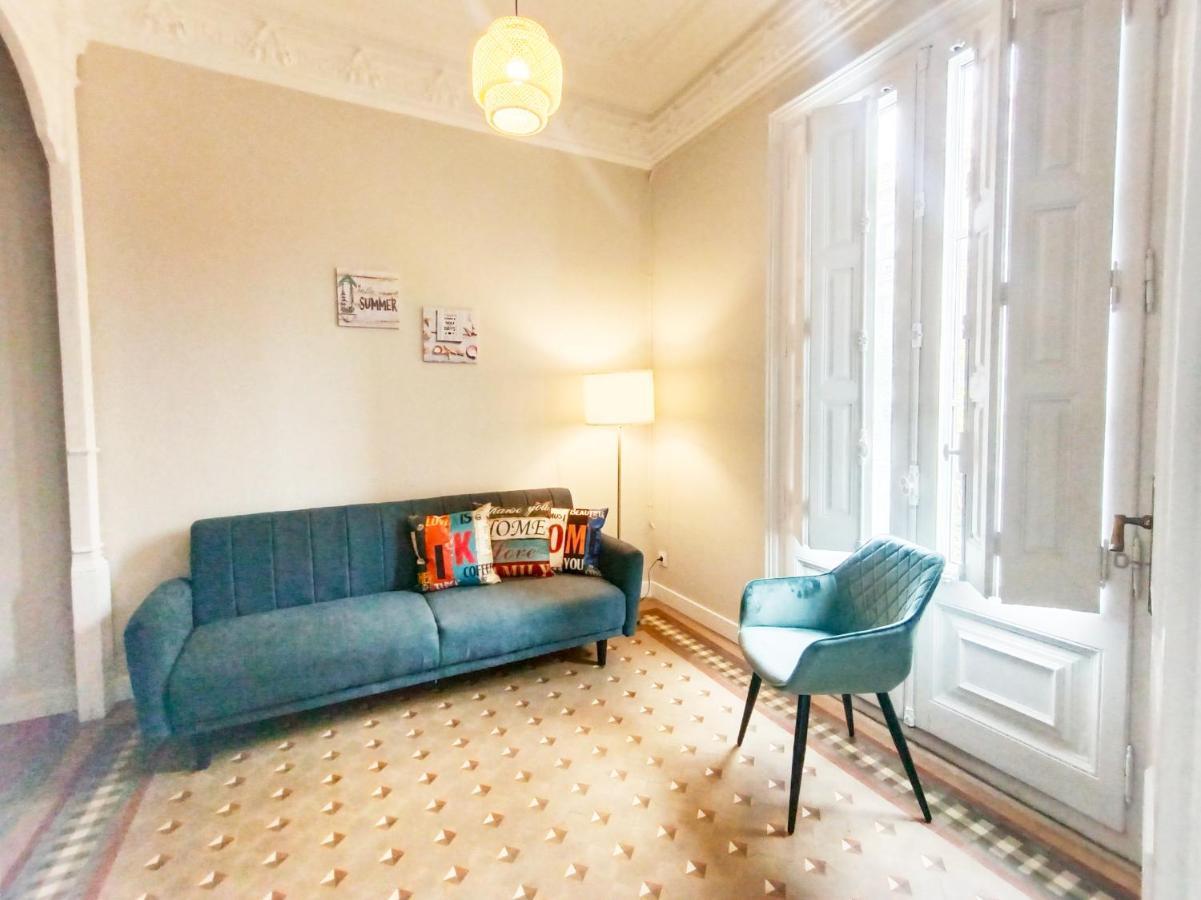 By Plaza Catalunya Rooms Barcellona Esterno foto